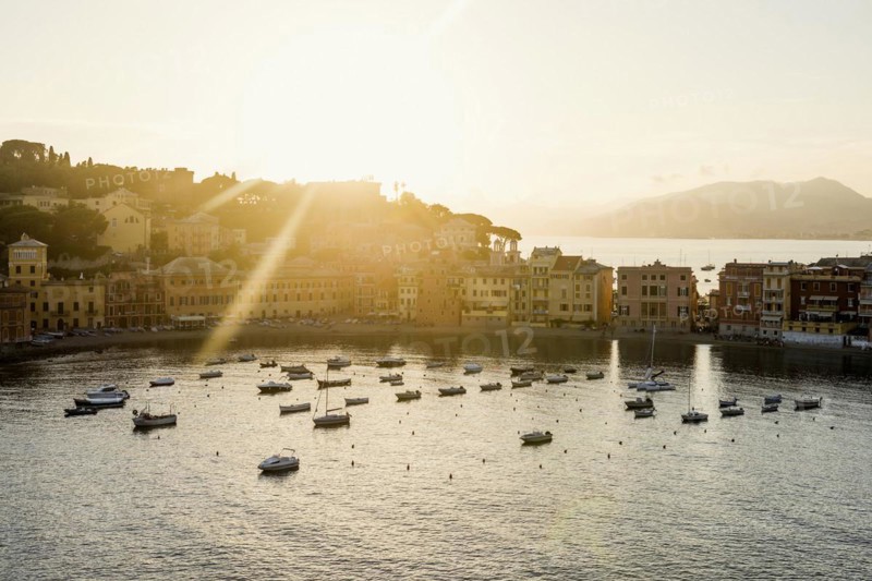 Village with colourful houses by the sea, sunset, Baia del Silenzio, Sestri Levante, Province of Genoa, Riveria di Levante, Liguria, Italy, Europe