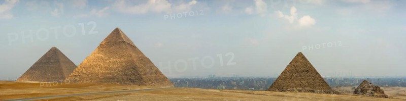 Pyramids of Giza, desert, wonder of the world, building, panorama, monument, architecture, structure, ancient, history, history of the earth, history of mankind, monument, world history, epoch, kingdom, pharaoh, limestone, monument, tomb, tomb, burial chamber, attraction, famous, landmark, Cairo, Egypt, Africa