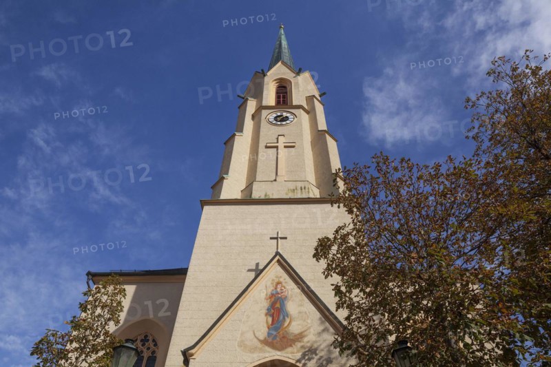 Maria Himmelfahrt church, Partenkirchen district, Garmisch-Partenkirchen, Werdenfelser Land, Upper Bavaria, Bavaria, Germany, Europe
