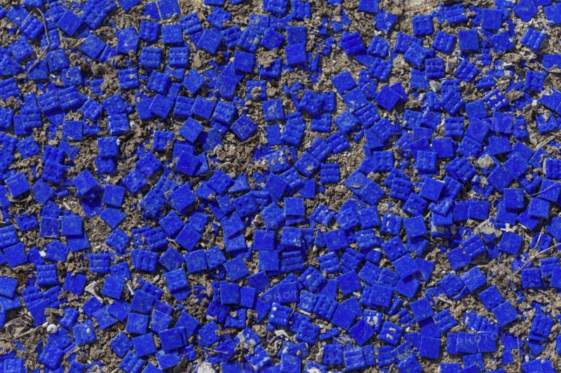 Blue tiles as texture, background, single, construction, building material, construction industry, destroyed, broken, dilapidated, pattern, surface, construction crisis, construction industry, economy, economic crisis, symbol, unfinished, craft, square, mosaic, mosaic tiles