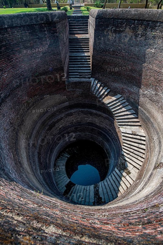 Helical Stepwell, Unesco site Champaner-Pavagadh Archaeological Park, Gujarat, India, Asia