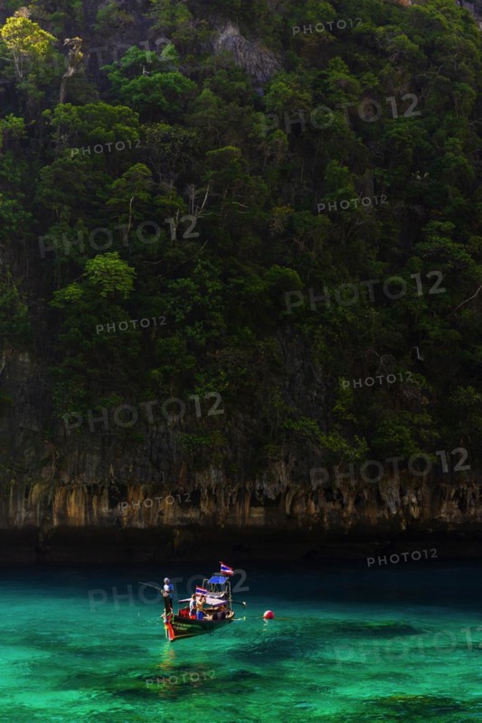 Lo Sama bay on Ko Phi Phi Don, sea, ocean, Andaman Sea, tropics, tropical, island, rock, rock, water, fisherman, fishing boat, fishing, travel, tourism, holiday, dream trip, holiday paradise, flora, forest, tree, rainforest, jungle, paradise, landscape, coastal landscape, nature, idyllic, boat, turquoise, climate, Siam, seascape, exotic, Maya bay, Thailand, Asia