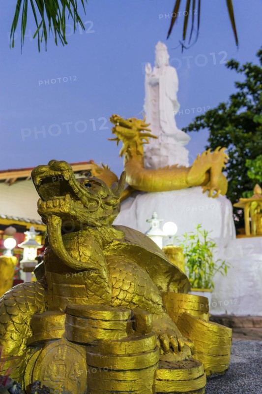 Buddhist temple, evening light, religion, Buddhism, world religion, statue, sculpture, worship, God, icon, faith, believe, culture, history, cultural history, cult, church, dragon, dragon figure, travel, holiday, tourism, Kao Lak, Thailand, Asia
