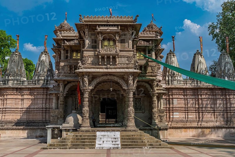 Hutheesing Jain Temple, Unesco site, Ahmedabad, Gujarat, India, Asia