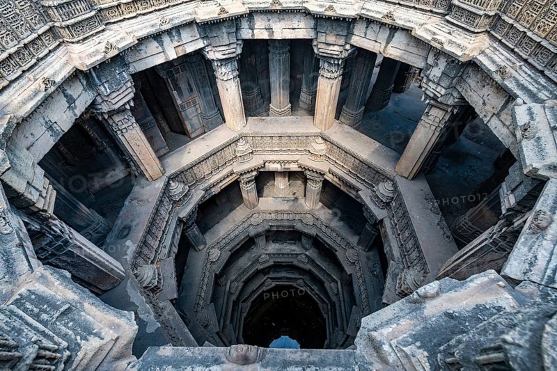 Dai Halima Vav Stepwell, Unesco site, Ahmedabad, Gujarat, India, Asia