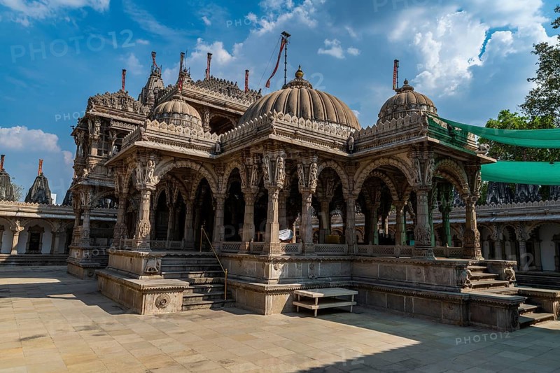 Hutheesing Jain Temple, Unesco site, Ahmedabad, Gujarat, India, Asia
