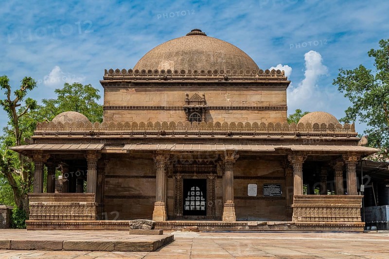 Dai Halima Sultani Mosque, Unesco site, Ahmedabad, Gujarat, India, Asia