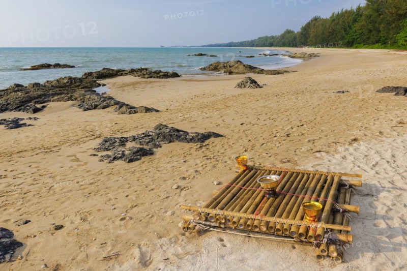 Beach landscape at Silent beach with gift for victims of the tsunami in Khao lak, beach, sandy beach, beach holiday, holiday, travel, tourism, sea, seascape, coastal landscape, landscape, rocky, stony, ocean, nature, lonely, empty, nobody, dream beach, beautiful, weather, climate, sunny, sun, paradise, beach paradise, Thailand, Asia