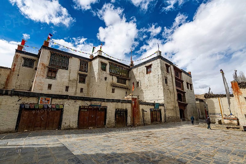 The walled historic centre, Lo Manthang, Kingdom of Mustang, Nepal, Asia