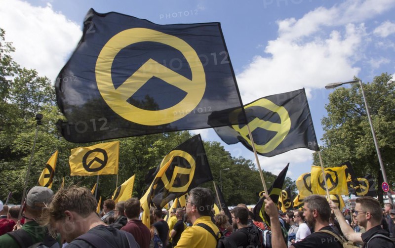 Demonstration by the Identitarian Movement. Several hundred supporters of the Identitarian Movement demonstrated in Berlin under the slogan Future Europe - for the defence of our identity, culture and way of life . The right-wing group is being monitored by the Office for the Protection of the Constitution, 17.06.2017