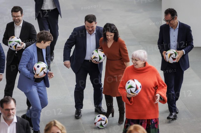 The cabinet members photographed as part of a group photo during EURO24, 100 days in front of the opening match of the home European Championship. Berlin, 07.03.2024. Photographed on behalf of the Federal Foreign Office