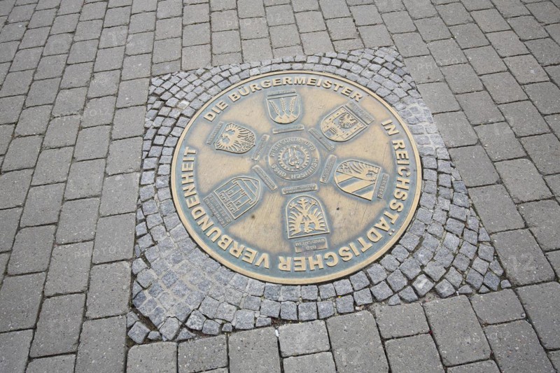 Medallion and memorial plaque to twin towns, inscription, mayor, solidarity, round, floor, town hall, market square, Bad Windsheim, Middle Franconia, Franconia, Bavaria, Germany, Europe