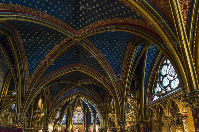 Vault, interior view, lower chapel, Sainte-Chapelle, Ile de la Cite, Paris, France, Europe
