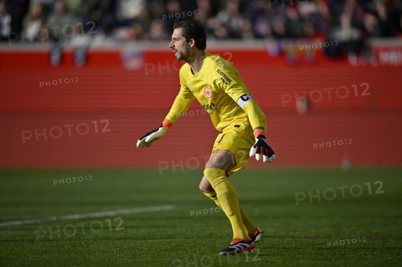 Goalkeeper Kevin Trapp Eintracht Frankfurt SGE (01) Action, Voith-Arena, Heidenheim, Baden-Wuerttemberg, Germany, Europe