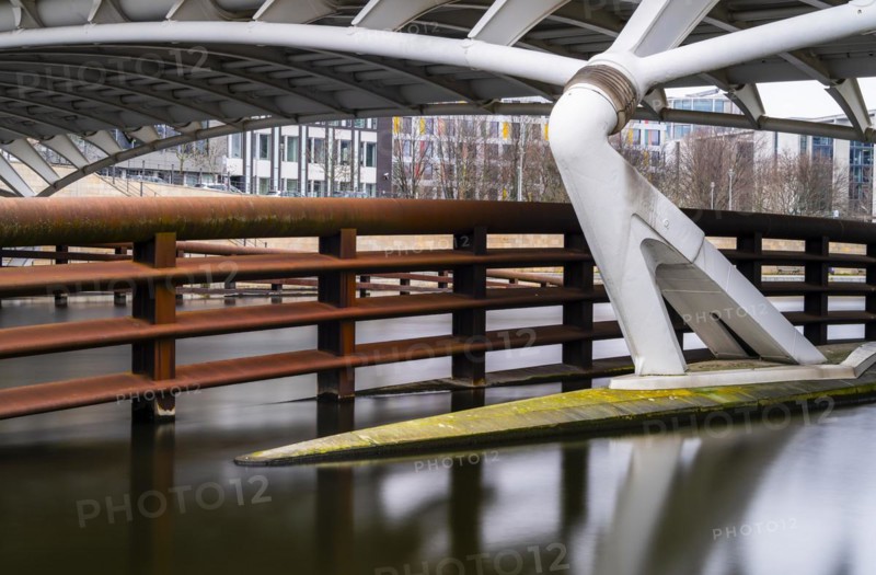 Long exposure, detail photo, Kronprinzenbruecke in the government district, Berlin, Germany, Europe