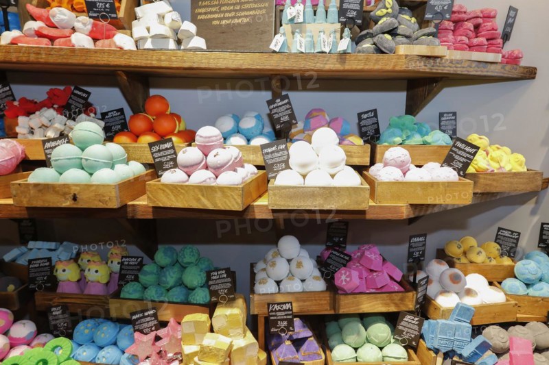 Unpackaged Lush cosmetic products.240 sustainable alternatives to packaged cosmetics are offered in the so-called Naked Shop, Berlin, 05.10.2018