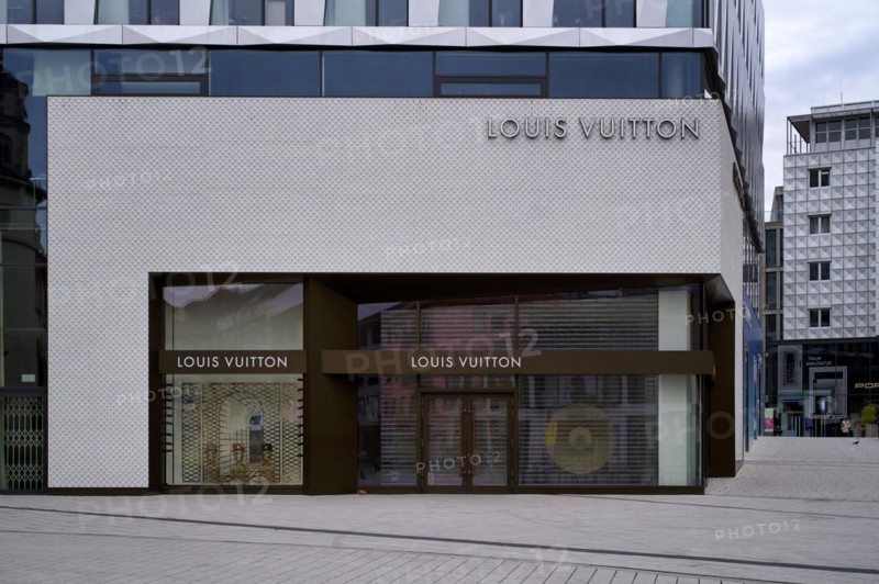Louis Vuitton Brand Store, logo, retail shop, closed, Dorotheen Quartier, DOQU, shopping mall, Stuttgart, Baden-Wuerttemberg, Germany, Europe