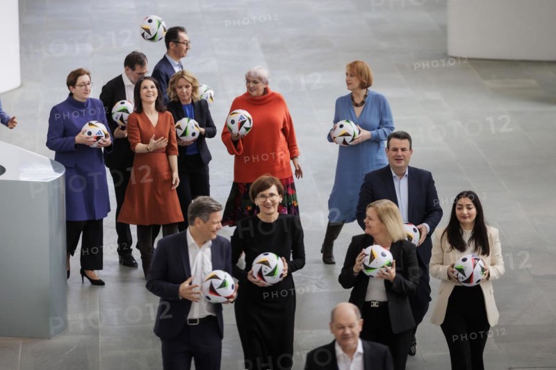 The cabinet members photographed as part of a group photo during EURO24, 100 days in front of the opening match of the home European Championship. Berlin, 07.03.2024. Photographed on behalf of the Federal Foreign Office