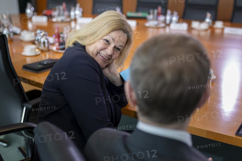 Christian Lindner, Federal Minister of Finance, with Nancy Faeser, Federal Minister of the Interior and Home Affairs, on the sidelines of a cabinet meeting. Berlin, 20 March 2024
