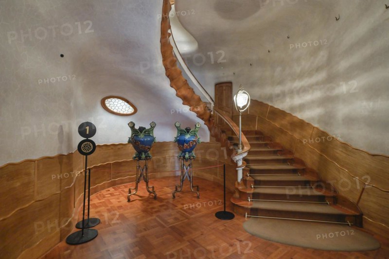 Ground floor, staircase, Casa Batllo, apartment building by Antoni Gaudi, Passeig de Gracia, Barcelona, Catalonia, Spain, Europe
