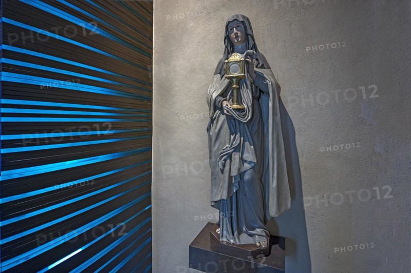 Sculpture by Caritas Pirckheimer at the entrance to St Mary's Chapel, St Clare's Church, Koenigstrasse 66, Nuremberg, Middle Franconia, Bavaria, Germany, Europe