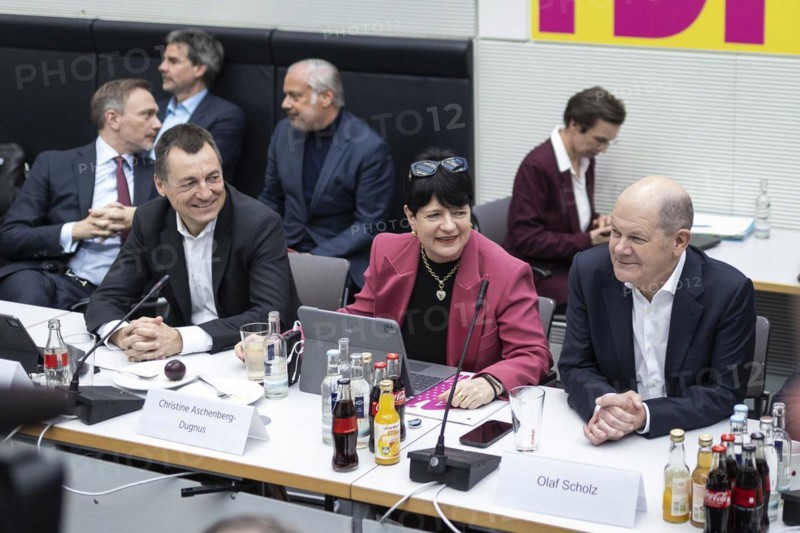Olaf Scholz (SPD), Federal Chancellor, with Christine Aschenberg-Dugnus (FDP) and Torsten Herbst (FDP) at the parliamentary group meeting of the FDP (Free Democratic Party) in Berlin, 19 March 2024