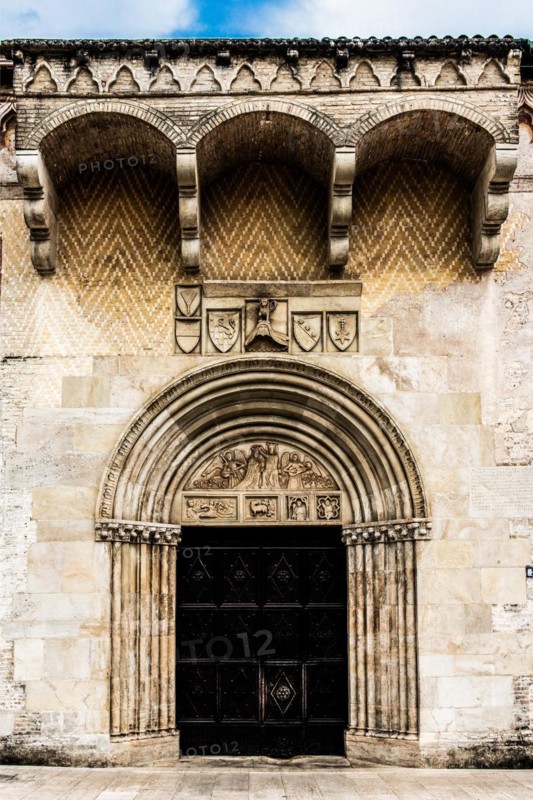 Stone portal, Moorish door, Duomo di Santa Maria Maggiore, 13th century, historic city centre, Spilimbergo, Friuli, Italy, Spilimbergo, Friuli, Italy, Europe