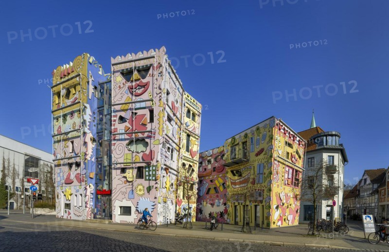 Happy Rizzi House, designed by US artist James Rizzi (1950-2011) and realised by Braunschweig architect Konrad Kloster, Ackerhof, Braunschweig, Lower Saxony, Germany, Europe