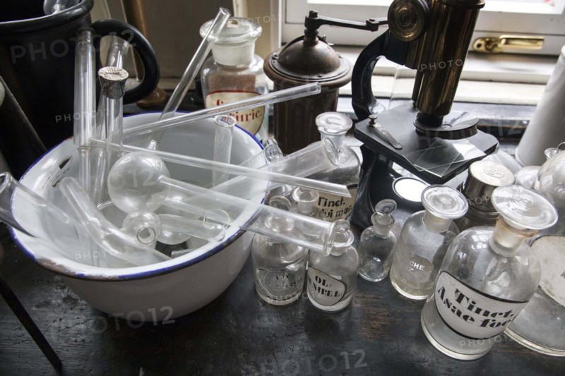 Glass jars for the production of medicines stand in the former laboratory in the historic Berg Pharmacy in Clausthal-Zellerfeld. The current Berg-Apotheke, one of the oldest pharmacies in Germany, was built in 1674, 09.11.2015