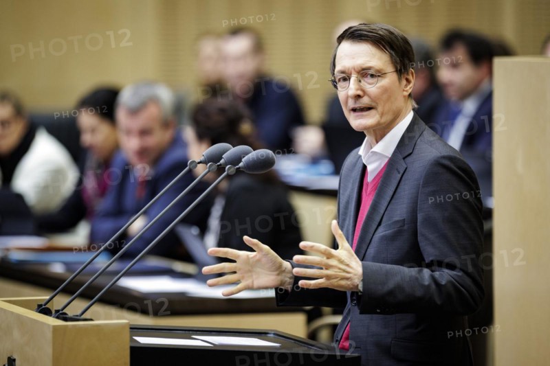 Karl Lauterbach, Federal Minister of Health, recorded during his speech at the 1042nd session of the Bundesrat. Berlin, 22/03/2024