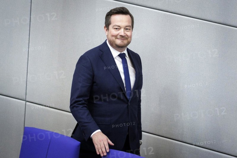 Uli Groetsch pictured shortly after taking the oath of office as Police Commissioner in the plenary session of the German Bundestag. Berlin, 20 March 2024