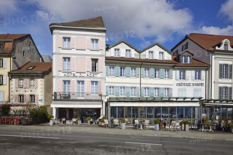 Hotel du Port and La Creperie d'Ouchy in the Ouchy district, Lausanne, district of Lausanne, Vaud, Switzerland, Europe