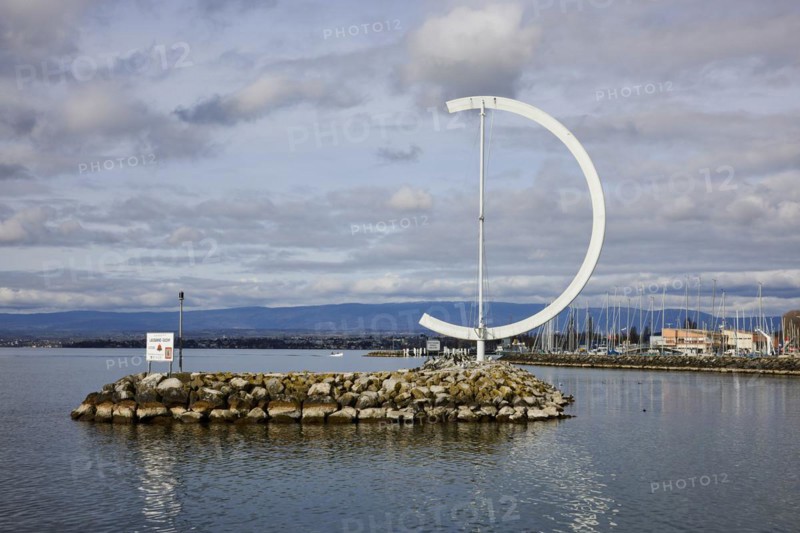 Large, semi-circular wind vane Eole, a sculpture by the artist Clelia Bettua within the harbour of Ouchy, in the Ouchy district of Lausanne, district of Lausanne, Vaud, Switzerland, Europe