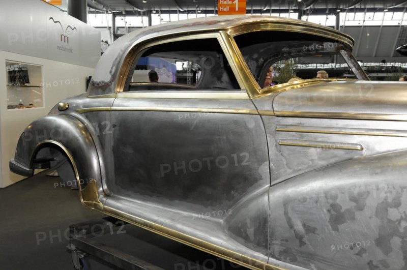 Mercedes-Benz classic car during restoration, RETRO CLASSICS 2010, detailed view of a classic car with metallic surface structure in an exhibition, Stuttgart Trade Fair Centre, Stuttgart, Baden-Wuerttemberg, Germany, Europe