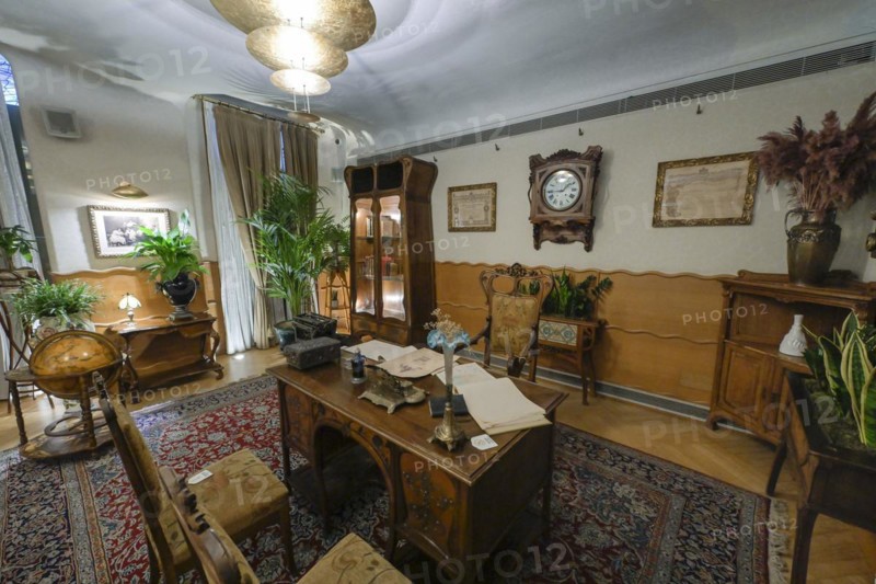 Private residence of the Batllo family, Casa Batllo, apartment building by Antoni Gaudi, Passeig de Gracia, Barcelona, Catalonia, Spain, Europe