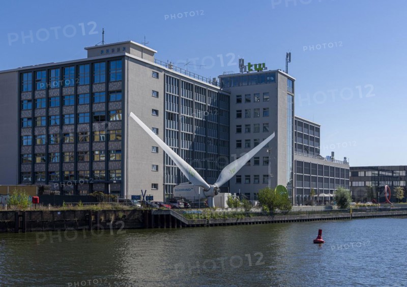 Industrial and factory site on the Spree, luminaire factory, Berlin-Oberschoeneweide, Berlin, Germany, Europe