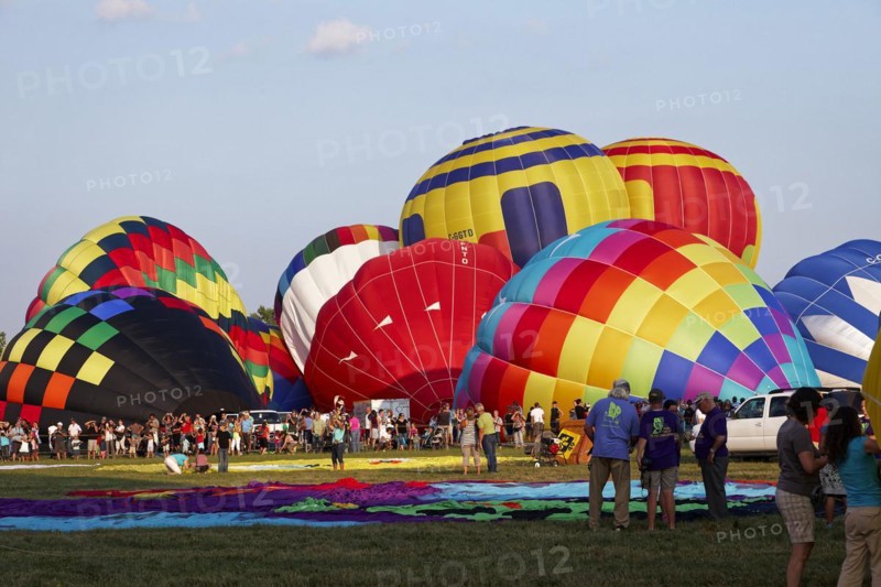 Hot-air balloons, Ballooning Festival, Saint-Jean-sur-Richelieu, Quebec Province, Canada, North America