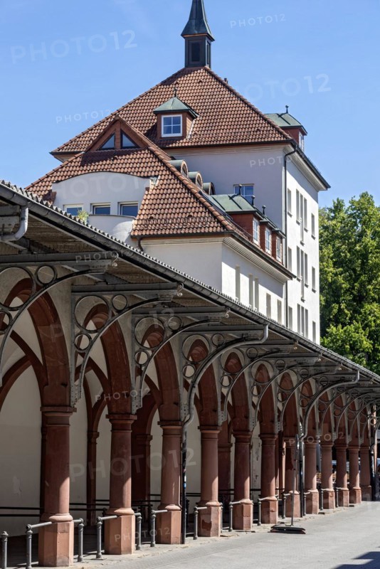 Historic market arbours, archway with columns, arcades, Giessen weekly market market, old town, Giessen, Giessen, Hesse, Germany, Europe