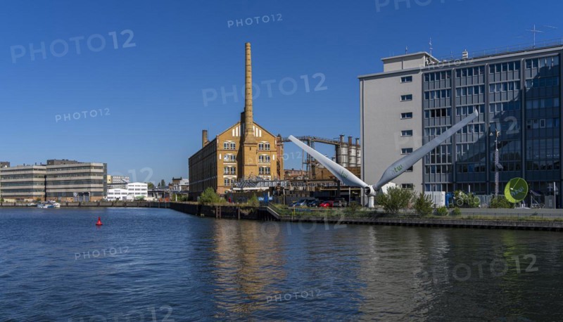 Industrial and factory site on the Spree, luminaire factory, Berlin-Oberschoeneweide, Berlin, Germany, Europe