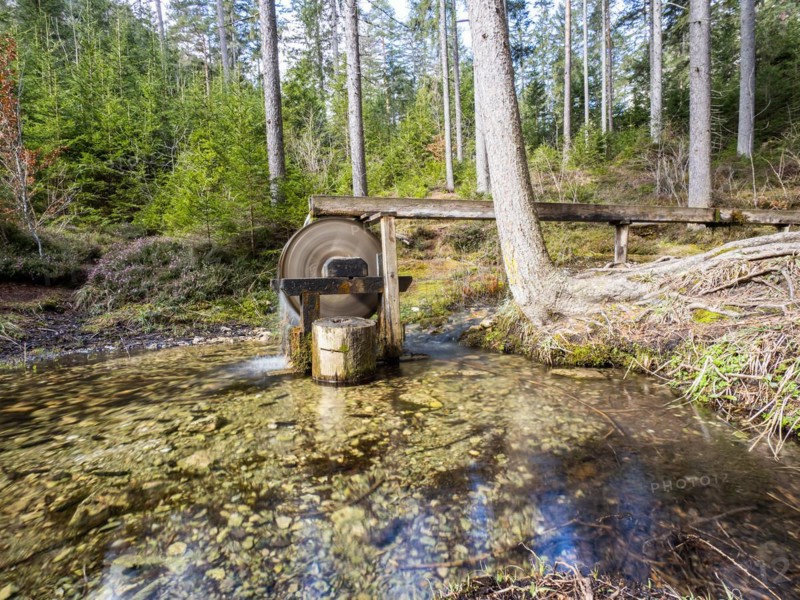Laming flows into the Kreuzteich, small mill wheel, near Tragoess, Styria, Austria, Europe