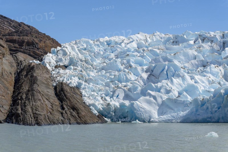 Glacier, Lago Grey, Torres del Paine National Park, Parque Nacional Torres del Paine, Cordillera del Paine, Towers of the Blue Sky, Region de Magallanes y de la Antartica Chilena, Ultima Esperanza Province, UNESCO Biosphere Reserve, Patagonia, End of the World, Chile, South America