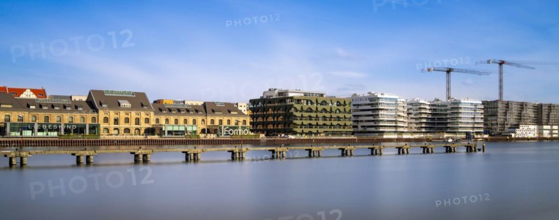 Long exposure, the Spree at Treptower Osthafen, Berlin, Germany, Europe
