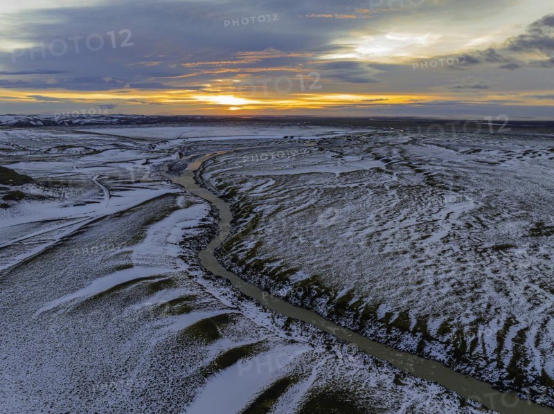 Overgrown river landscape, onset of winter, sunset, Fjallabak Nature Reserve, drone shot, Sudurland, Iceland, Europe