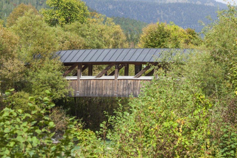 Loisachsteg, wooden bridge over the Loisach, Garmisch-Partenkirchen, Werdenfelser Land, Upper Bavaria, Bavaria, Germany, Europe