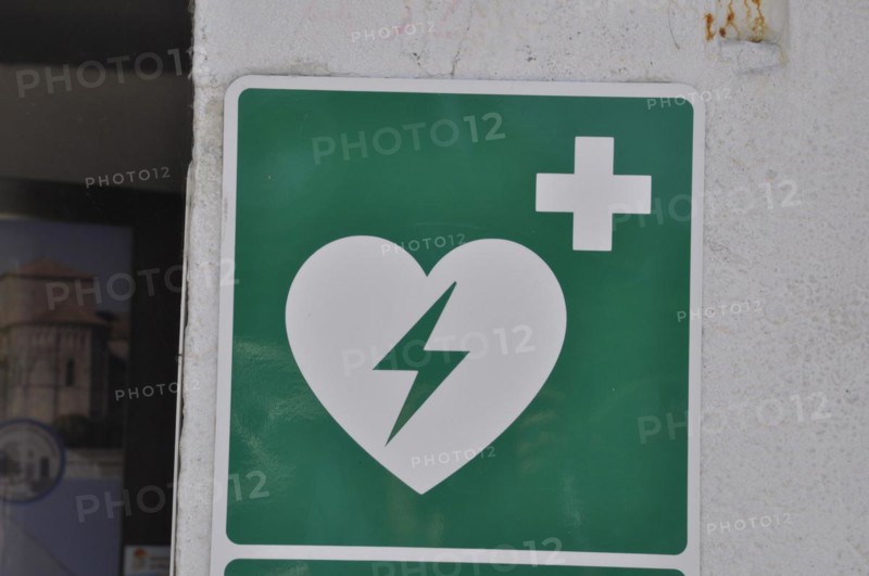 A defibrillator panel in France