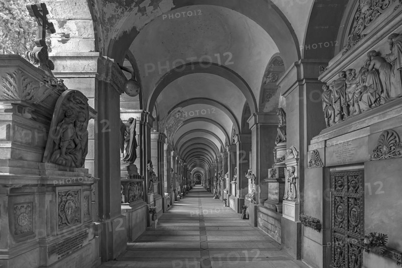 Arcade with tombs at the Monumental Cemetery, Cimitero monumentale di Staglieno), Genoa, Italy, Europe