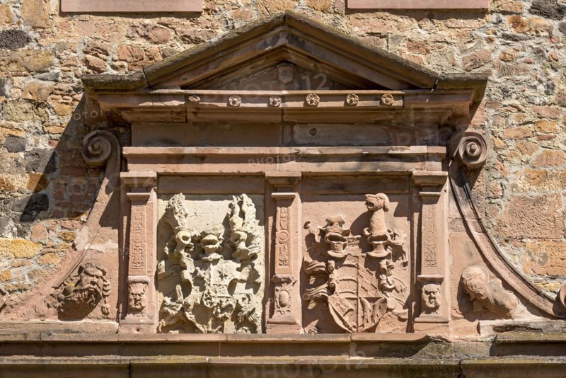 Coat of arms for Landgrave Ludwig IV of Hesse-Marburg and Hedwig of Wuerttemberg, relief in sandstone above portal, armoury, German Renaissance, Justus Liebig University JLU, old town, Giessen, Giessen, Hesse, Germany, Europe