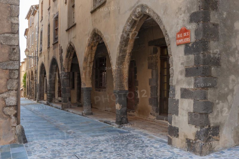 Arcade in the historic Rue des Templiers, Grimaud-Village, Var, Provence-Alpes-Cote d'Azur, France, Europe