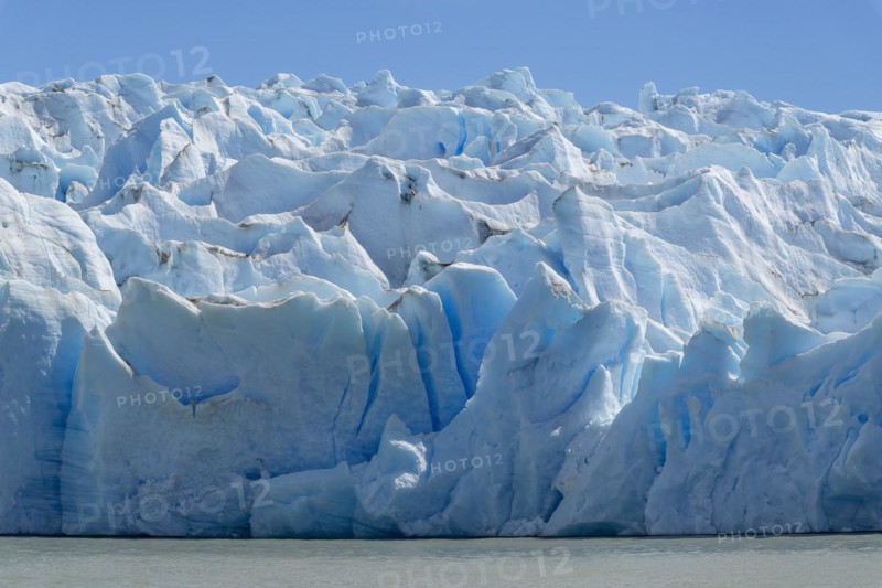 Glacier, Lago Grey, Torres del Paine National Park, Parque Nacional Torres del Paine, Cordillera del Paine, Towers of the Blue Sky, Region de Magallanes y de la Antartica Chilena, Ultima Esperanza Province, UNESCO Biosphere Reserve, Patagonia, End of the World, Chile, South America