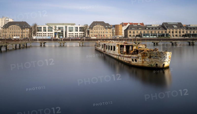 Long exposure, the Spree at Treptower Osthafen, Berlin, Germany, Europe